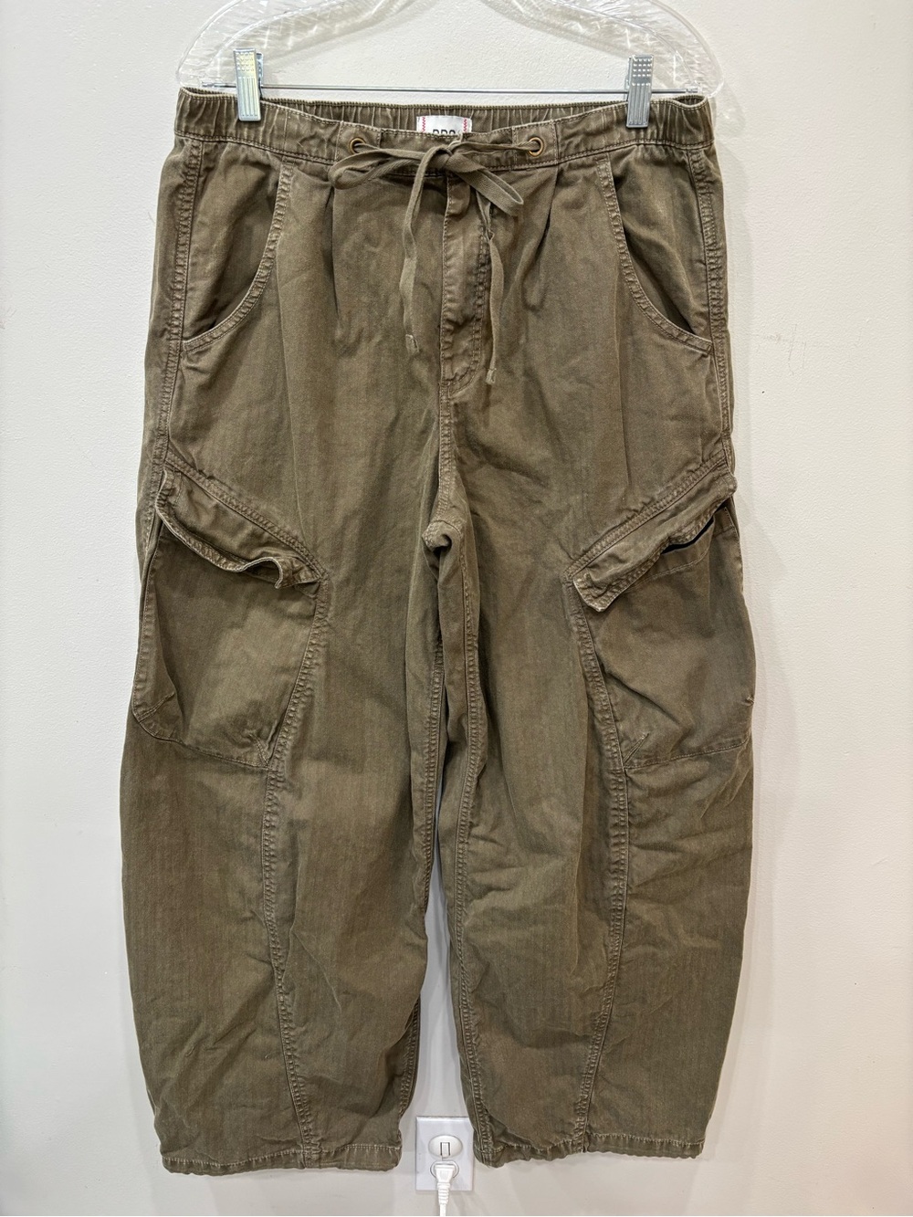 BDG Station Cocoon Barrel Baggy Cargo Pants Women’s Size Medium